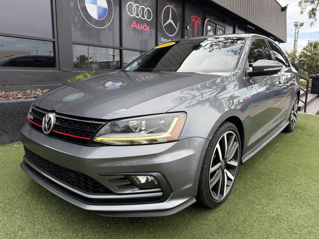 2018 Volkswagen Jetta - $14,995