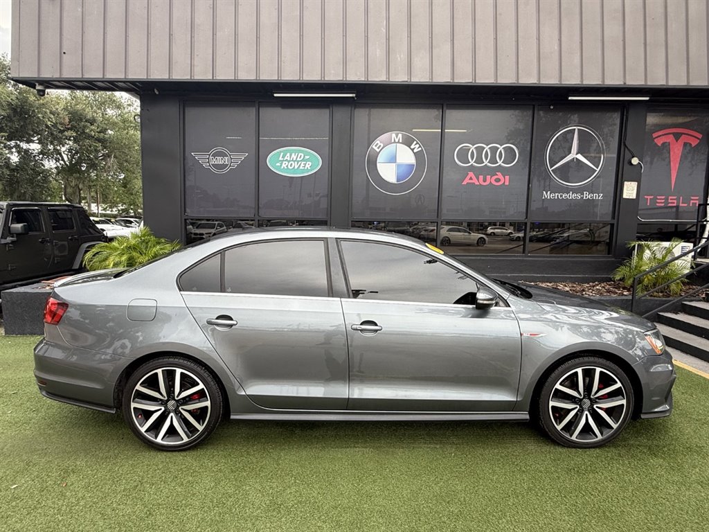 2018 Volkswagen Jetta - $14,995