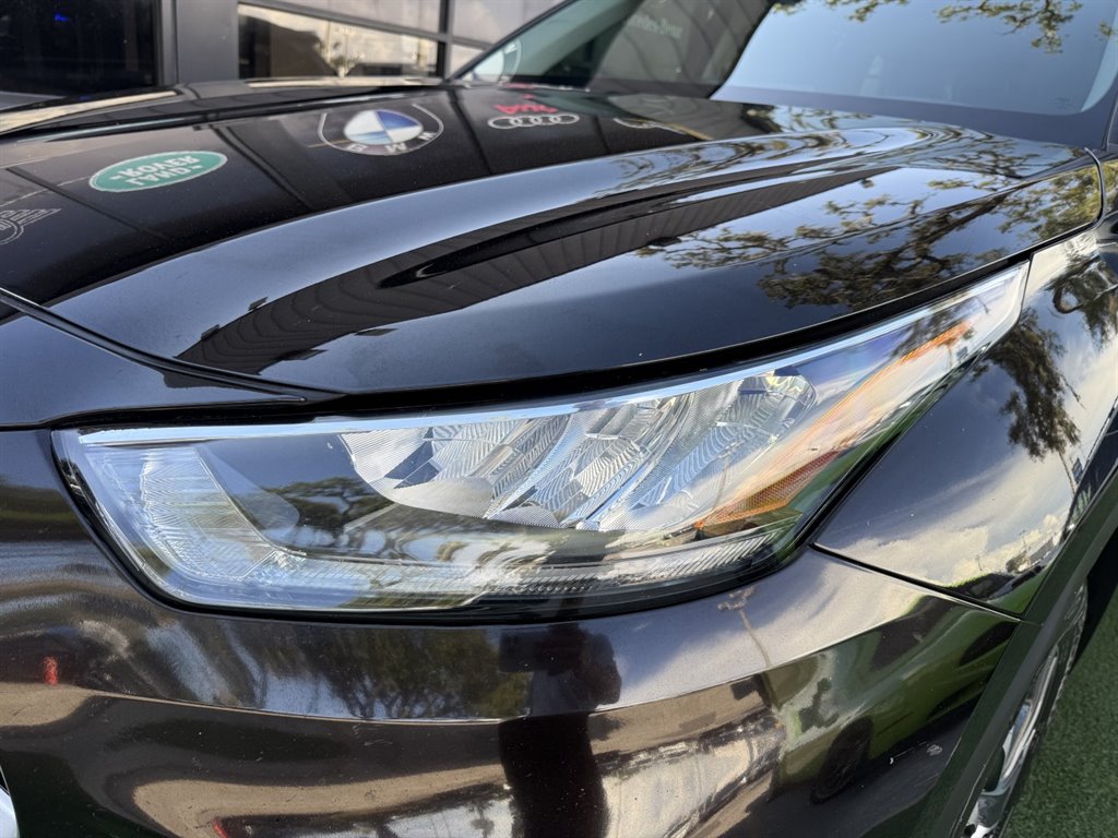 2020 Toyota Highlander - $24,995