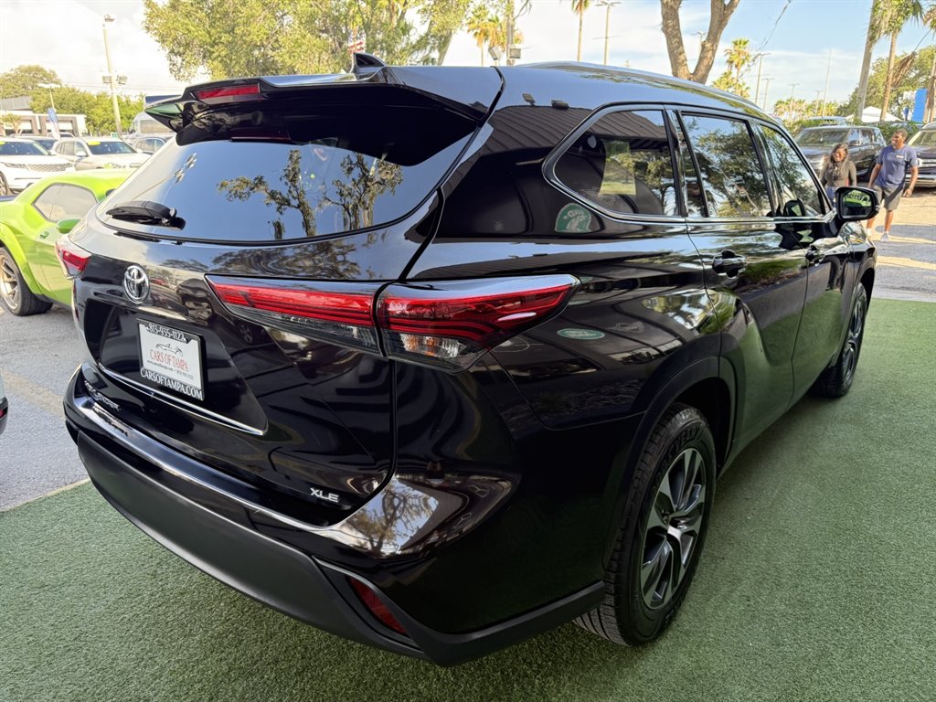 2020 Toyota Highlander - $24,995