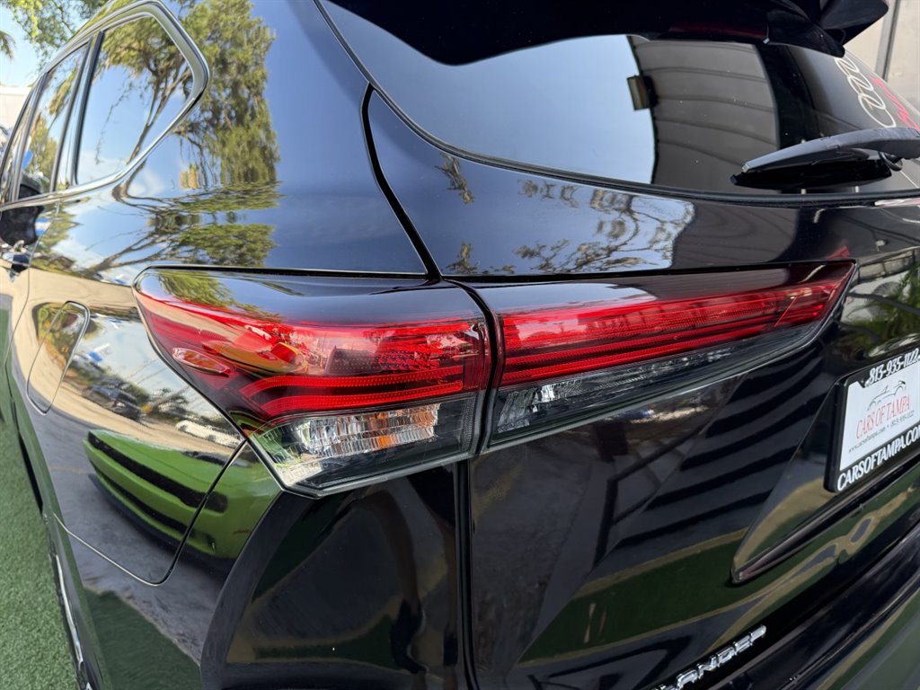 2020 Toyota Highlander - $24,995