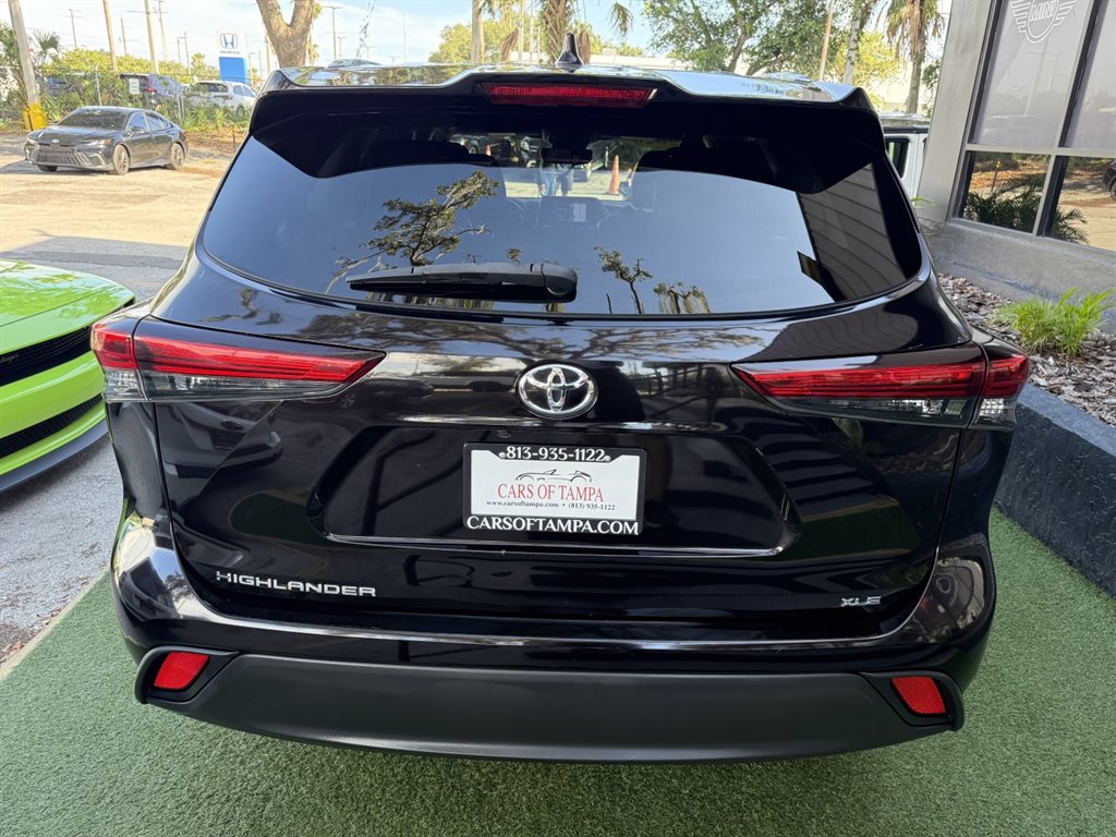 2020 Toyota Highlander - $24,995