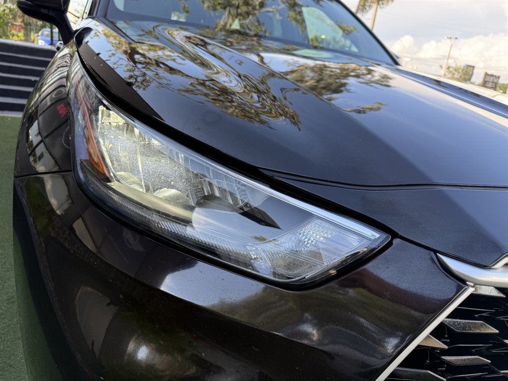 2020 Toyota Highlander - $24,995