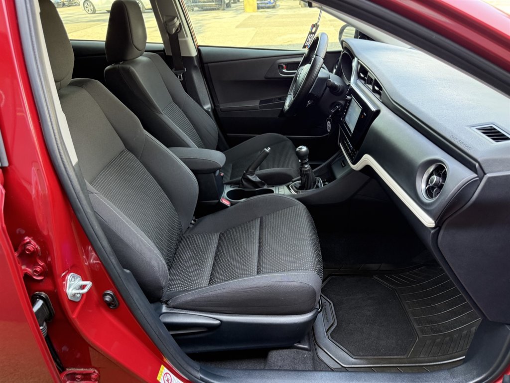 2017 Toyota Corolla - $18,995