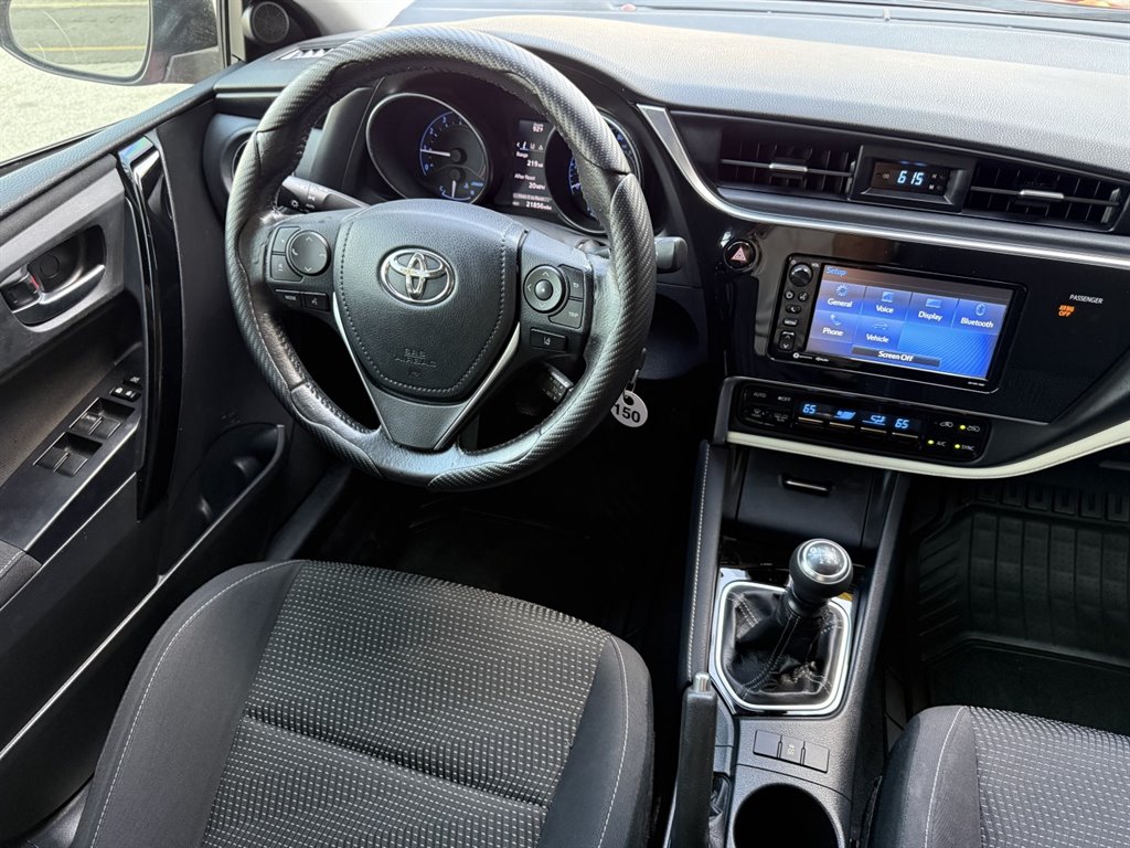 2017 Toyota Corolla - $18,995
