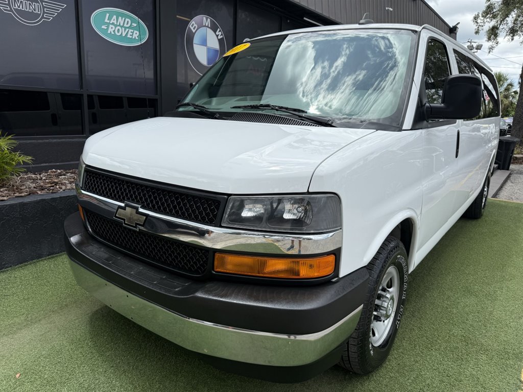 2017 Chevrolet G3500 LT Vans - $25,995