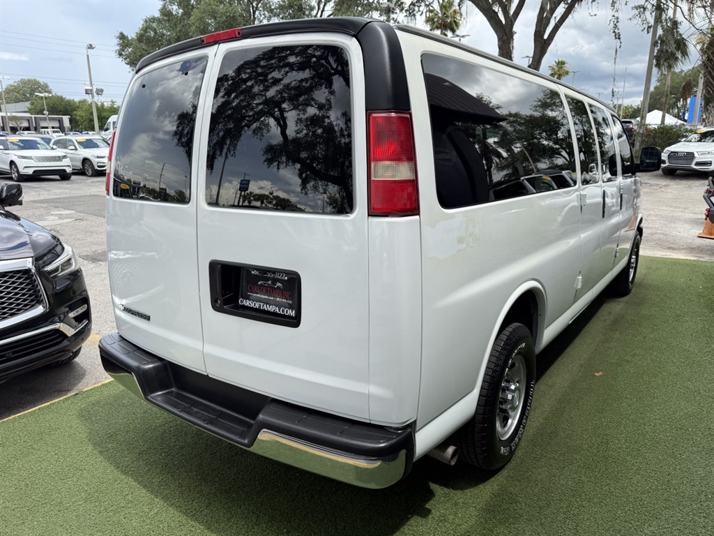 2017 Chevrolet G3500 LT Vans - $25,995