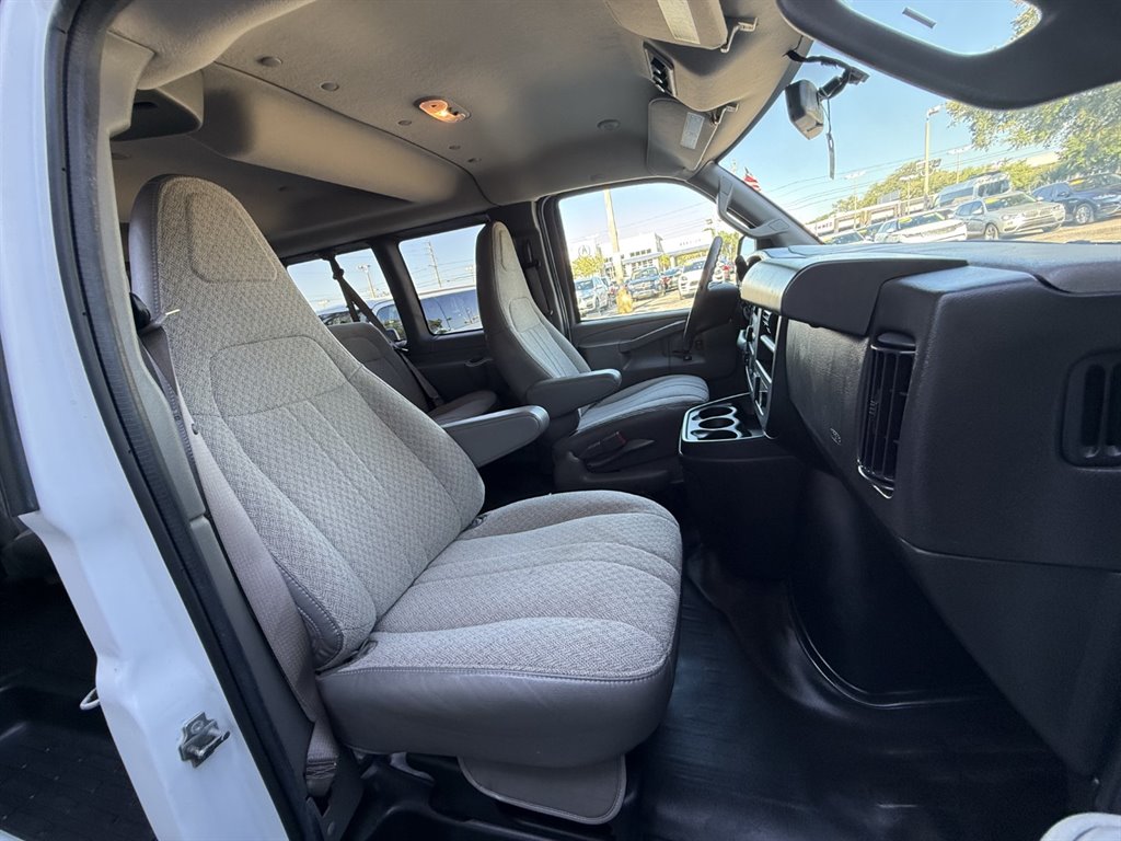 2023 Chevrolet Express - $31,995