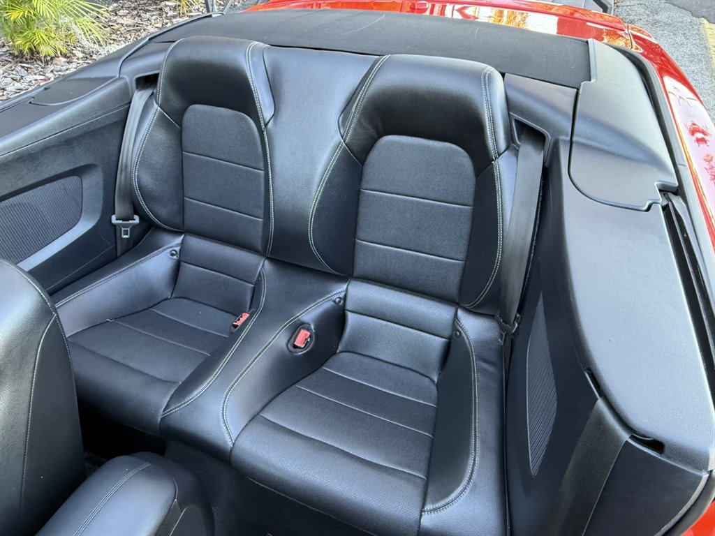 2019 Ford Mustang - $17,995