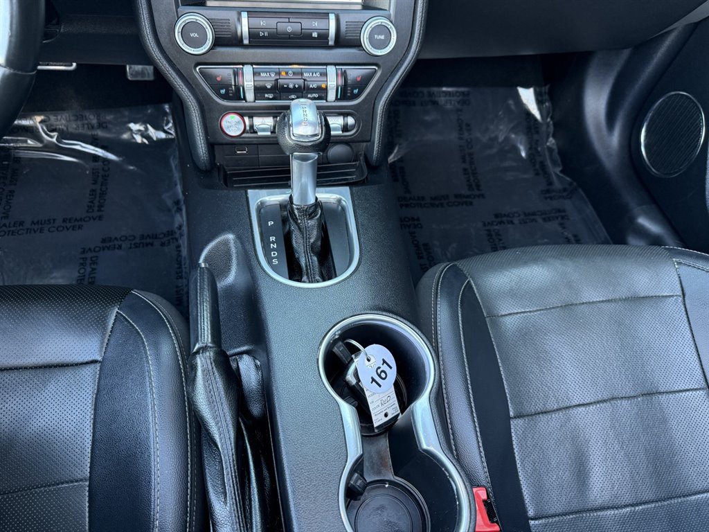 2019 Ford Mustang - $17,995