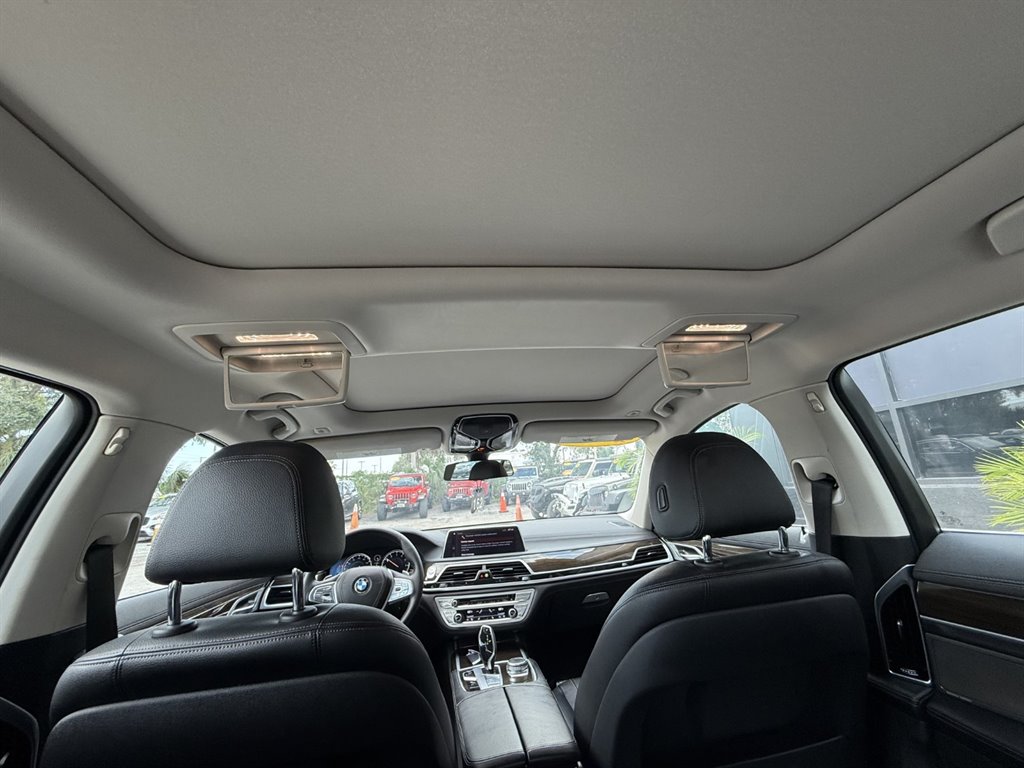 2019 BMW 740i - $21,995