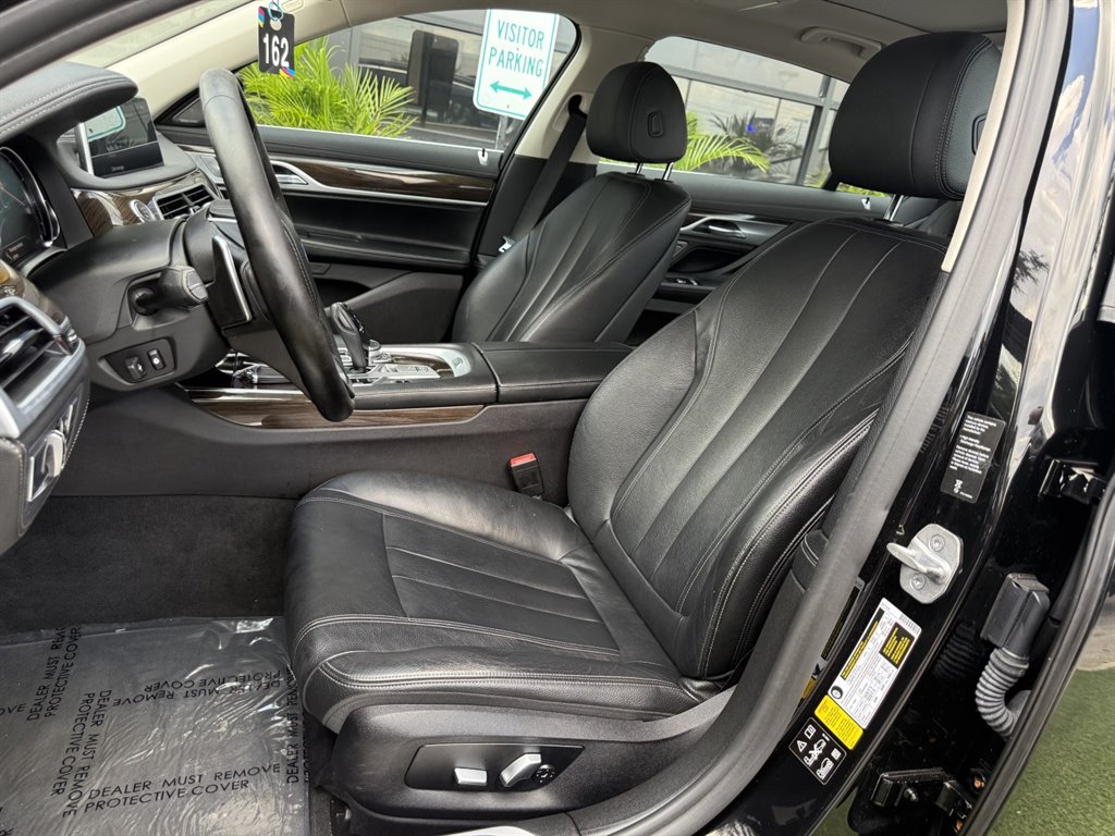 2019 BMW 740i - $21,995