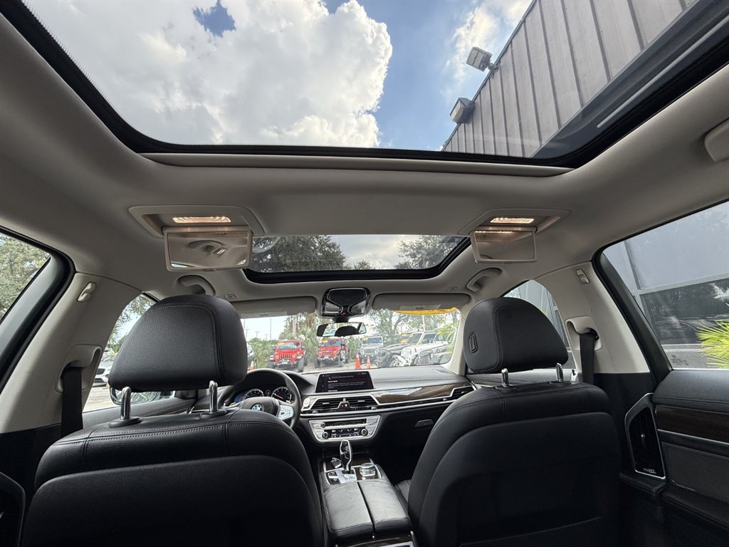 2019 BMW 740i - $21,995