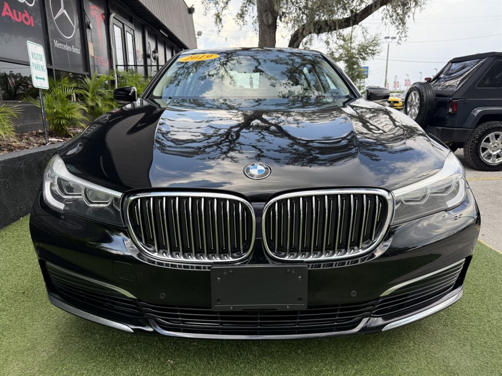 2019 BMW 740i - $21,995