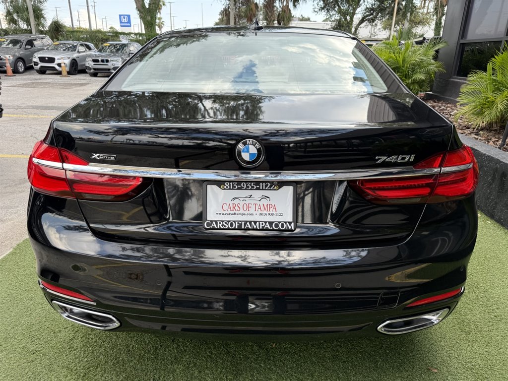 2019 BMW 740i - $21,995