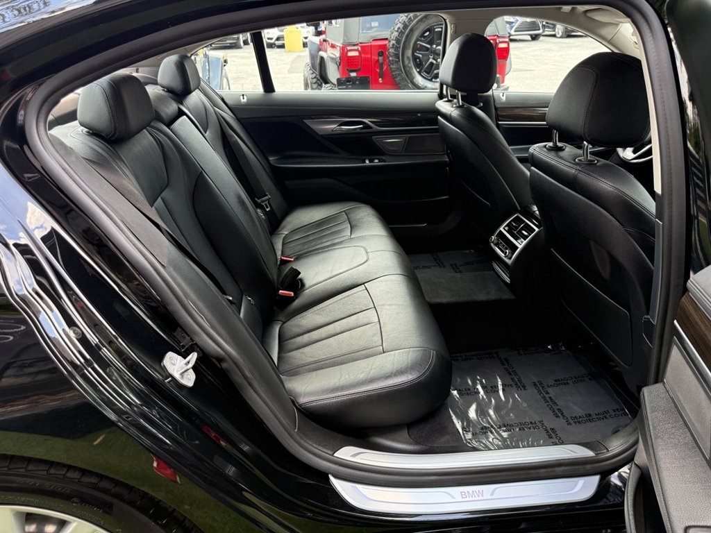 2019 BMW 740i - $21,995