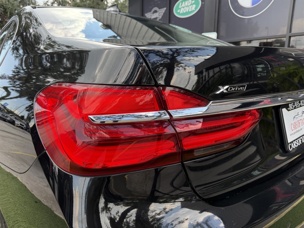 2019 BMW 740i - $21,995