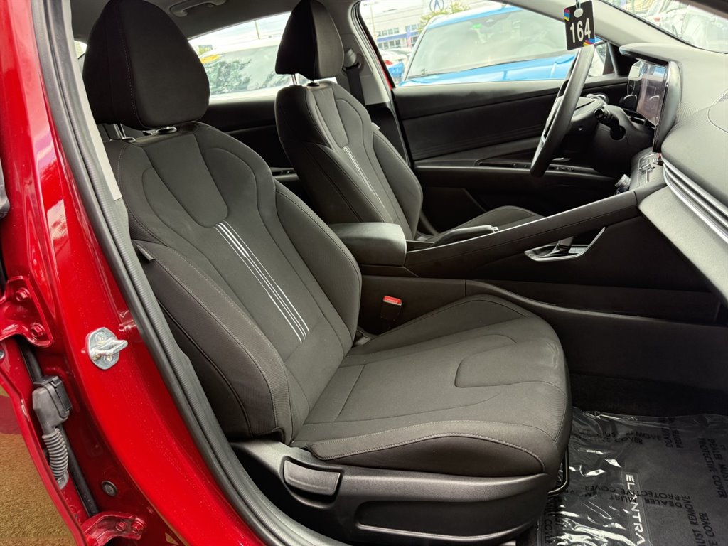 2024 Hyundai Elantra - $15,995