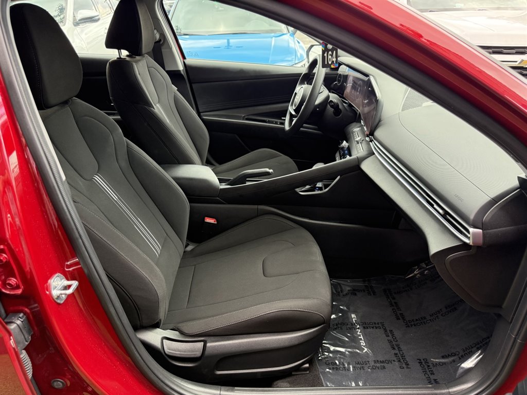 2024 Hyundai Elantra - $15,995