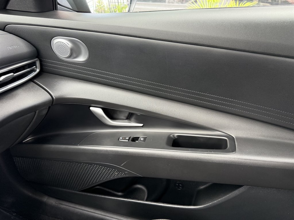 2024 Hyundai Elantra - $15,995