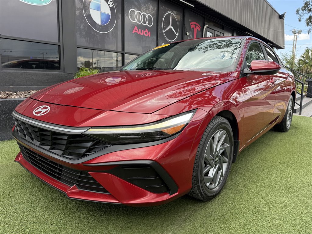 2024 Hyundai Elantra - $15,995