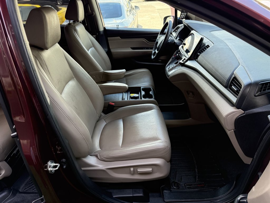 2018 Honda Odyssey - $20,995
