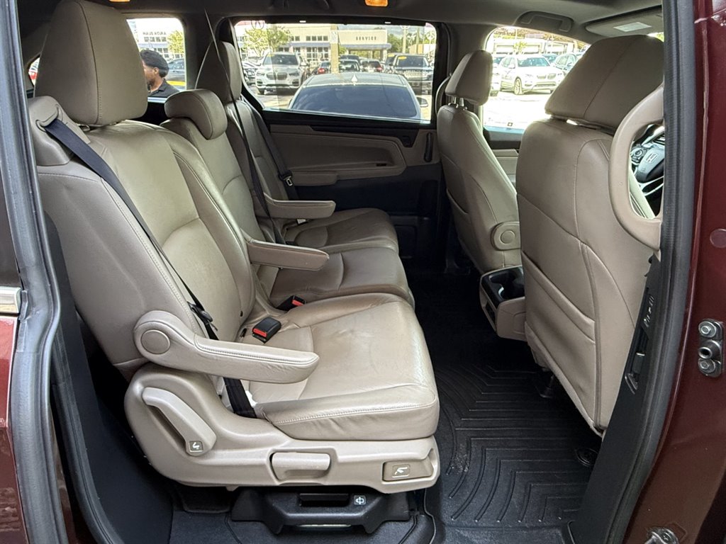 2018 Honda Odyssey - $20,995
