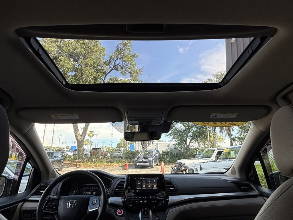 2018 Honda Odyssey - $20,995
