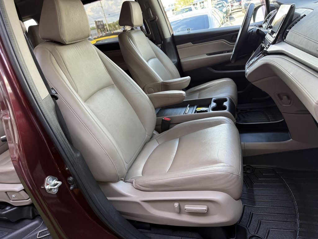 2018 Honda Odyssey - $20,995
