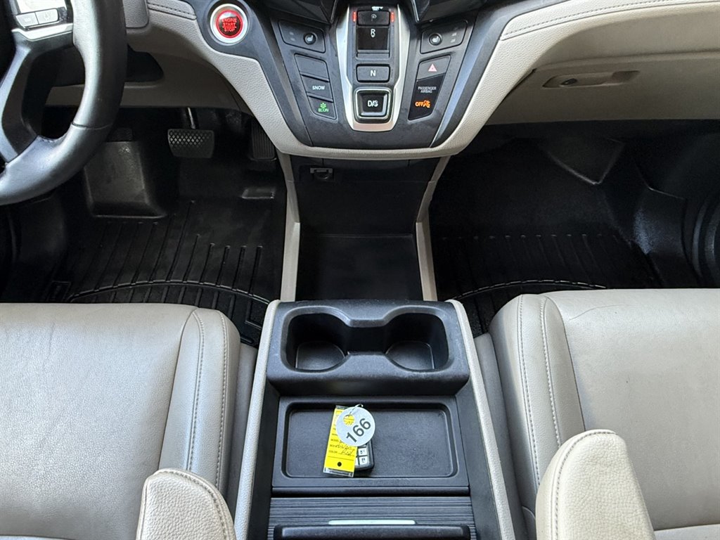 2018 Honda Odyssey - $20,995