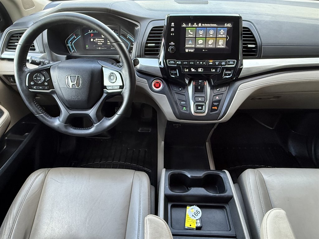2018 Honda Odyssey - $20,995