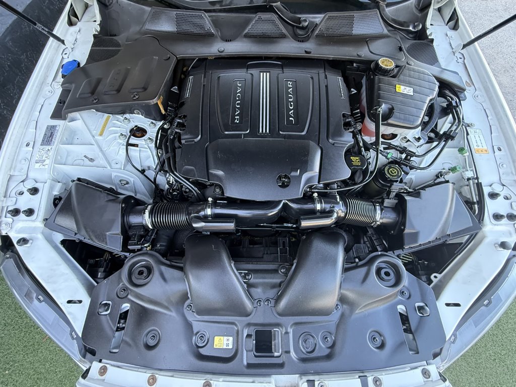 2016 Jaguar XJ - $20,995