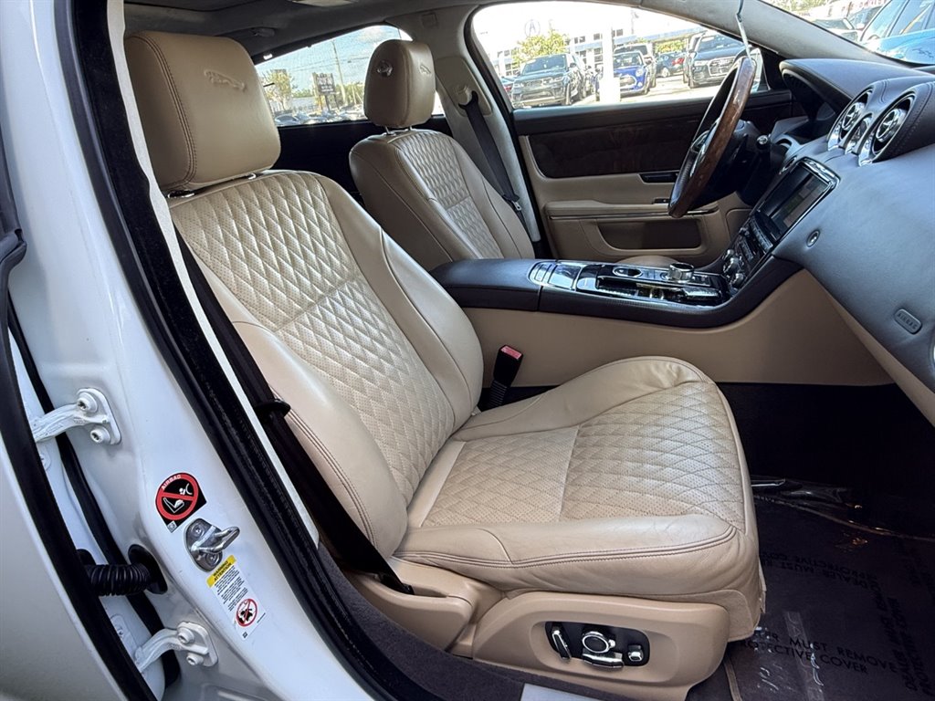 2016 Jaguar XJ - $20,995