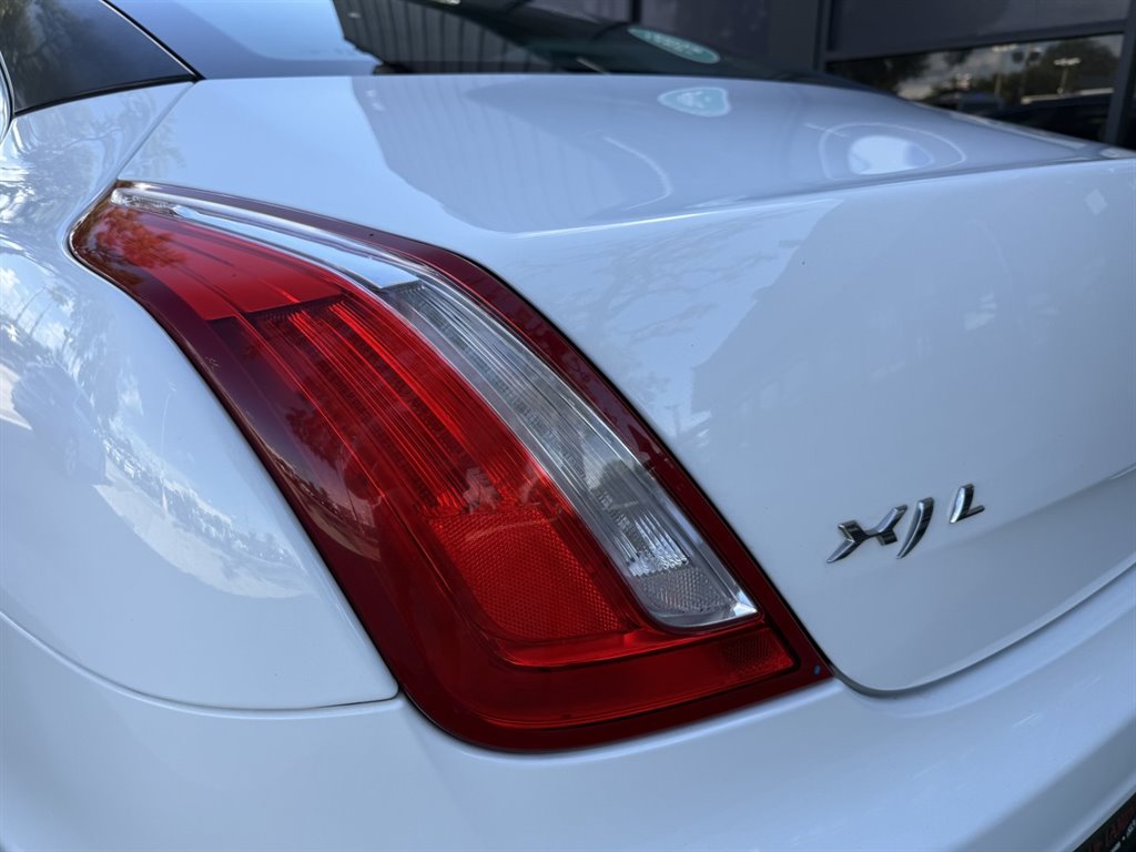 2016 Jaguar XJ - $20,995