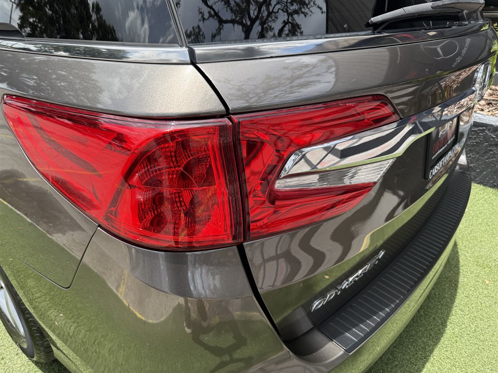 2019 Honda Odyssey - $18,995