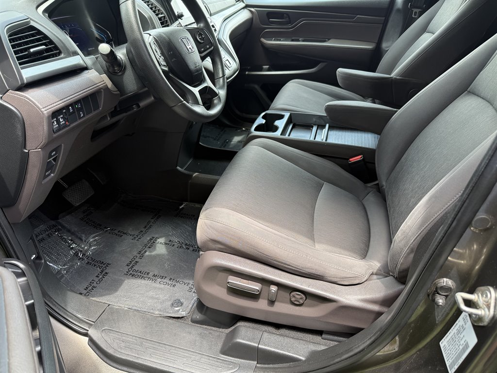 2019 Honda Odyssey - $18,995