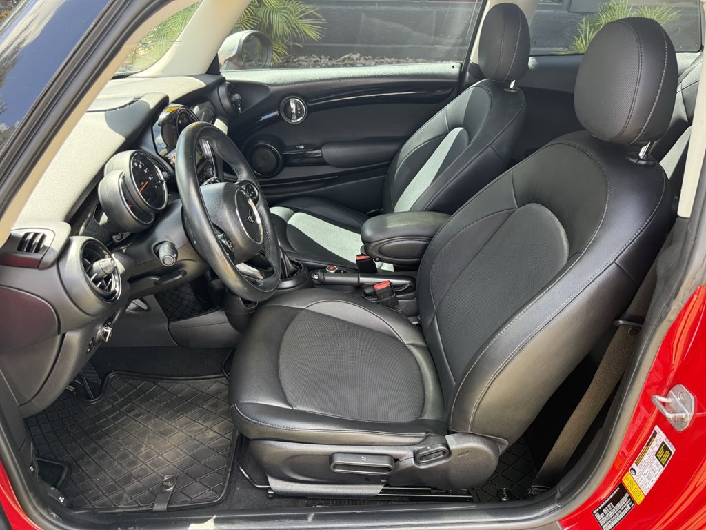 2019 MINI Hardtop - $13,995