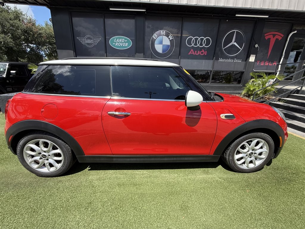 2019 MINI Hardtop - $13,995