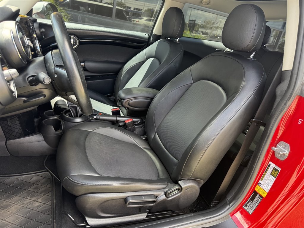 2019 MINI Hardtop - $13,995