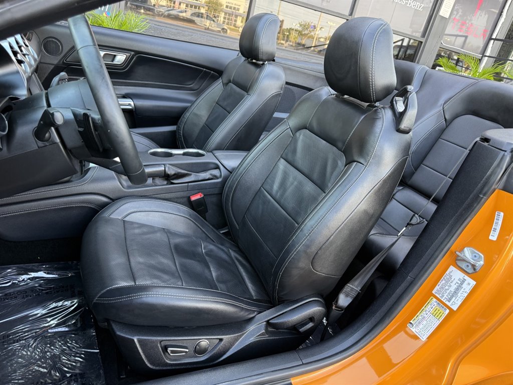 2018 Ford Mustang - $19,995