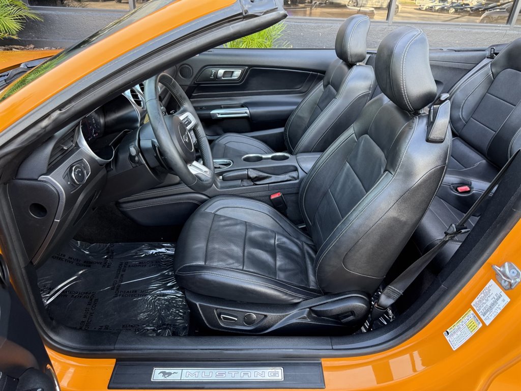 2018 Ford Mustang - $19,995