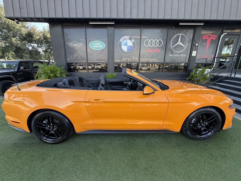 2018 Ford Mustang - $19,995