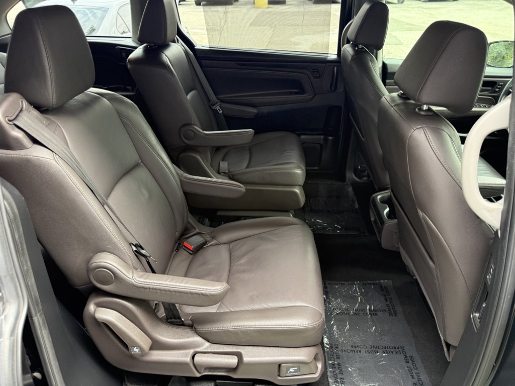 2018 Honda Odyssey - $18,995
