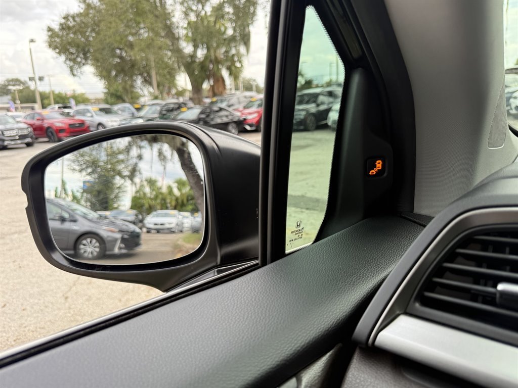 2018 Honda Odyssey - $18,995