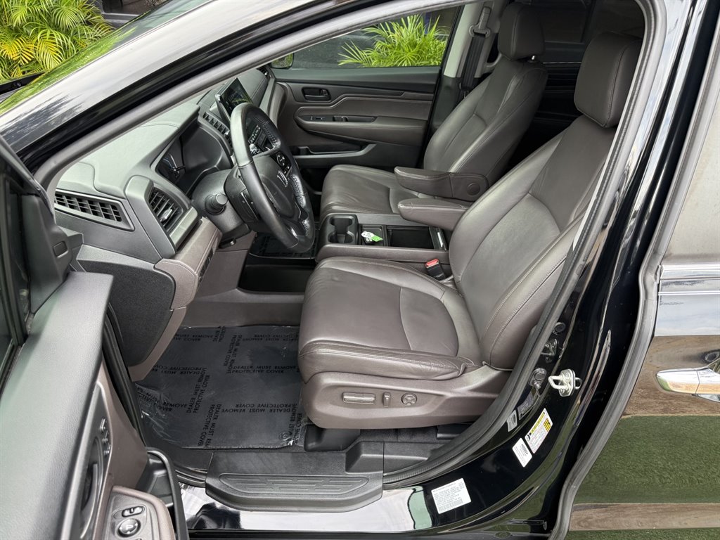 2018 Honda Odyssey - $18,995