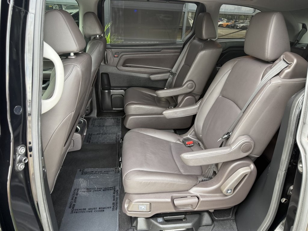 2018 Honda Odyssey - $18,995
