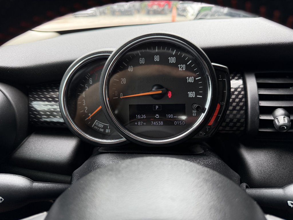 2021 MINI Hardtop - $17,995