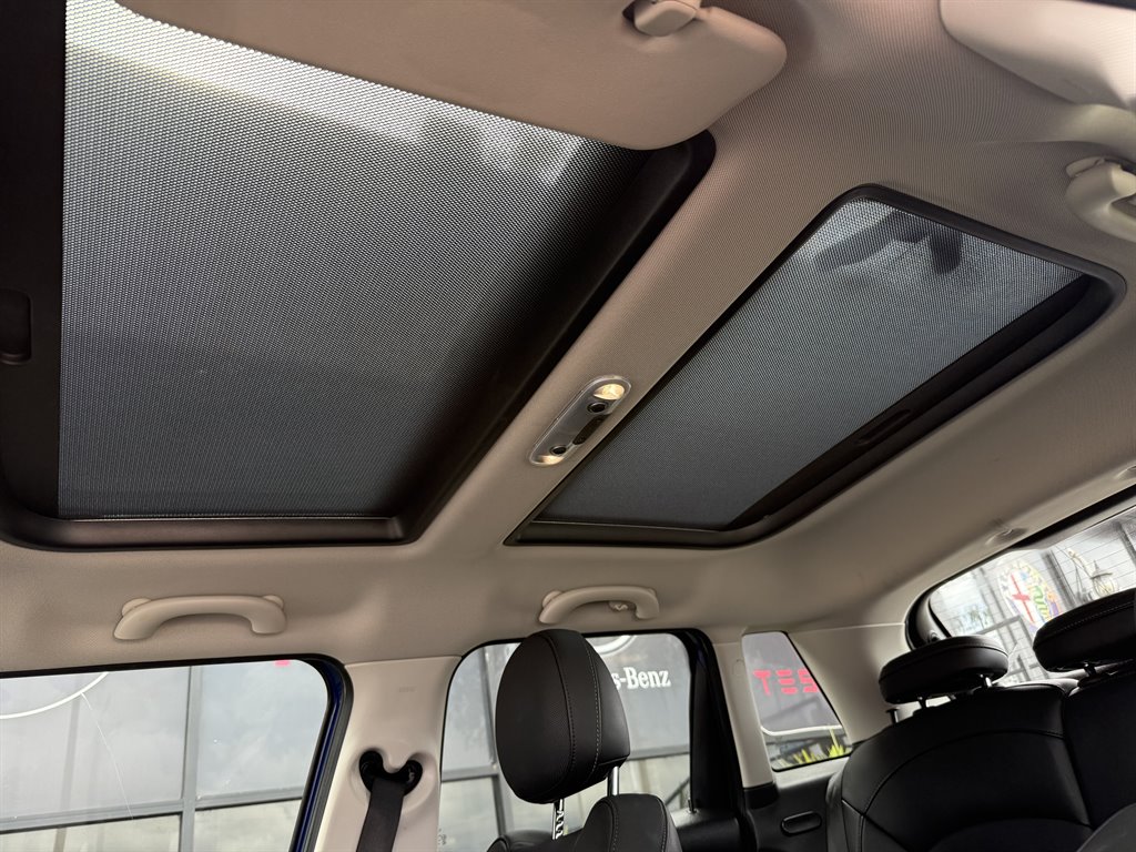 2021 MINI Hardtop - $17,995