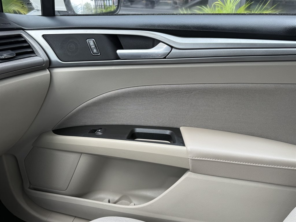 2020 Ford Fusion - $16,995