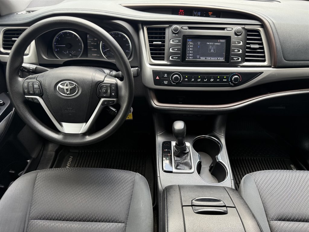 2019 Toyota Highlander - $24,995